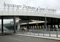 Всего за первую половину 2021 года услугами аэропорта Пулково воспользовались 7,2 миллиона человек, что на 76% больше чем в прошлом коронавирусном году. Об этом рассказали в пресс-службе «Воздушных ворот Северной столицы».