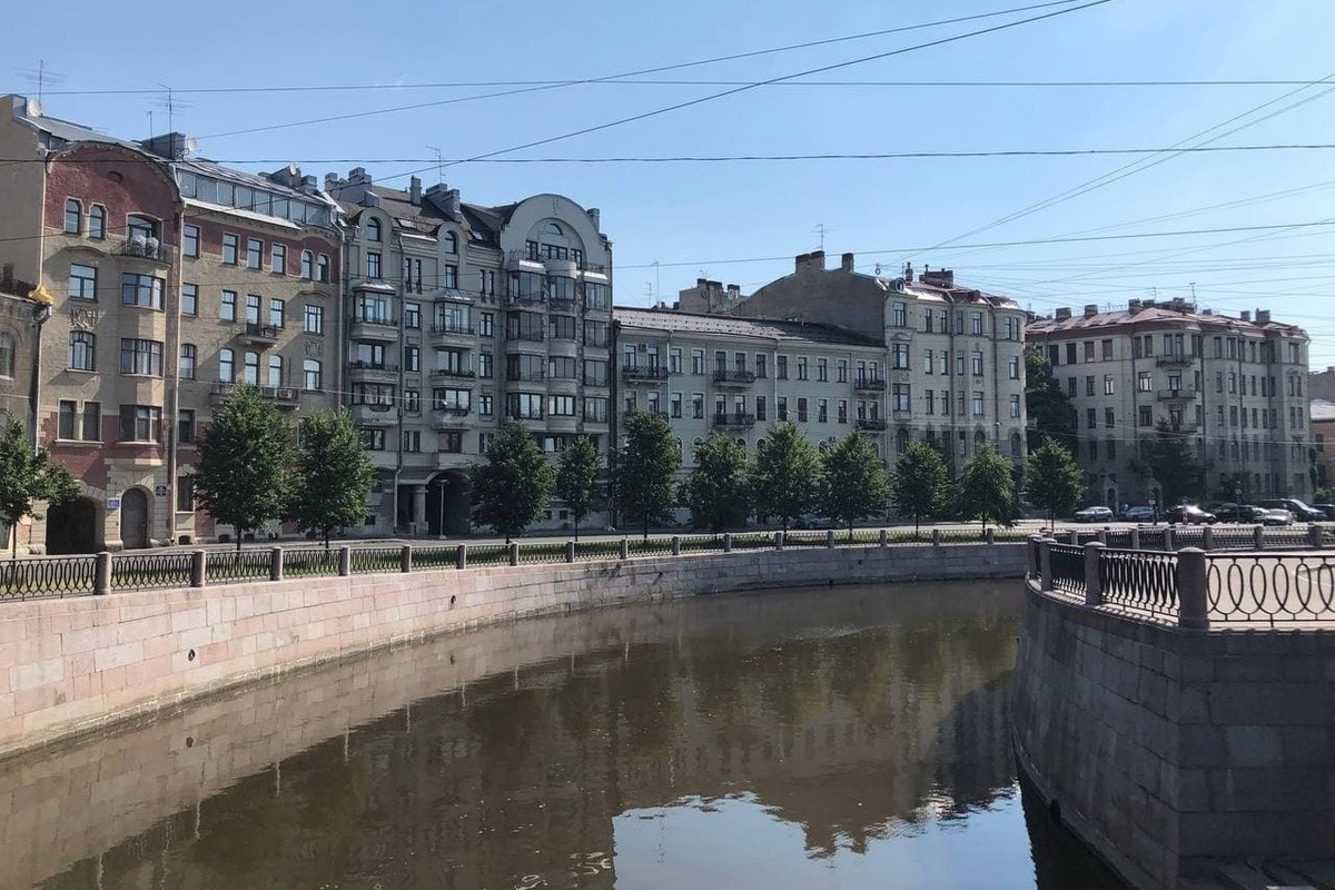 Сквер Метеорологов - новое общественное пространство на участке набережной реки