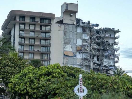Число погибших при обрушении здания во Флориде увеличилось до 18