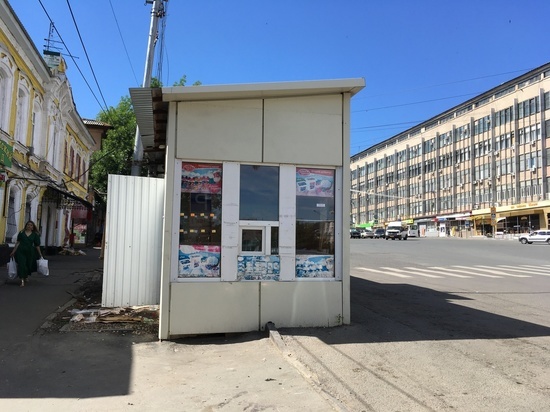 Саратовцы считают, что мэрия сносит торговые павильоны не в пользу народа