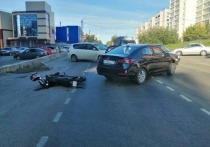 В Томске мотоциклист столкнулся с автомобилем Hyundai