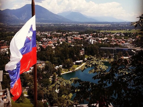 Россиянам с 3 июля запретят въезд в Словению