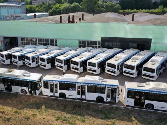 В Уфе на маршруты выпустили 30 восстановленных автобусов