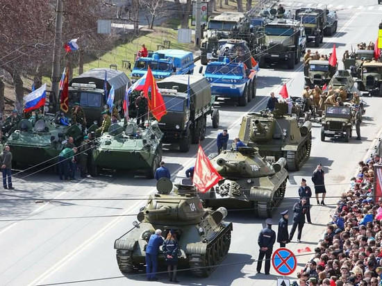 В Челябинске прошел парад Победы