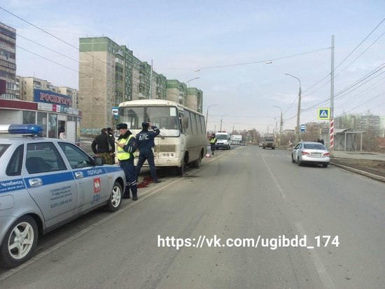 Смертельное ДТП: на северо-востоке Челябинска маршрутка сбила девушку