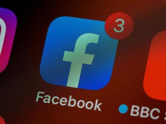 Суд отклонил иск к Facebook, обвиняющий компанию в монополизме