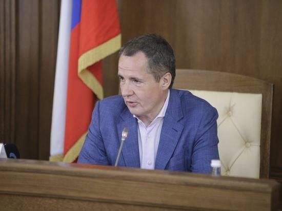 Вячеслав Гладков до полуночи отвечал на вопросы белгородцев в Алексеевке