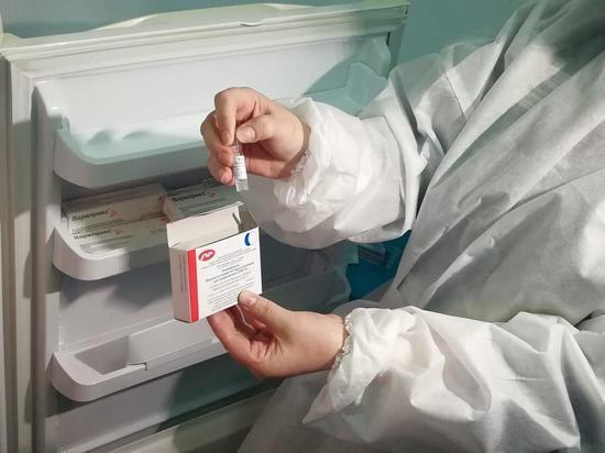 В Омской области ввели обязательную вакцинацию от коронавируса