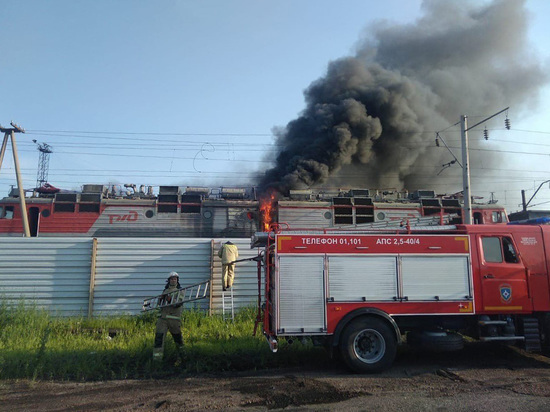 Пожар в локомотиве произошел на станции Базаиха в Красноярске