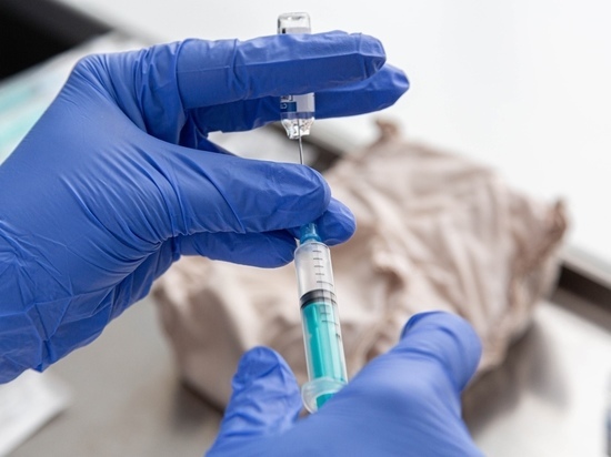Омские предприниматели считают невозможными сроки обязательной вакцинации от коронавируса