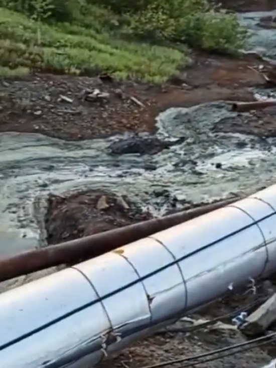 Сброс вредных отходов произошел возле реки в Талнахе на севере Красноярского края
