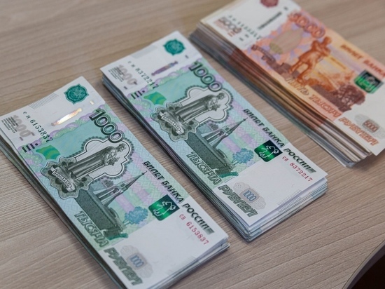 В Омске правоохранители задержали молодую пару, сбывающую фальшивые деньги