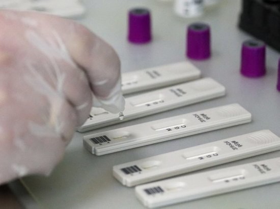 Латвия будет тестировать на коронавирус на границе с Россией и Белоруссией