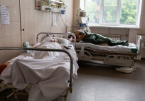 Власти Новосибирской области планируют купить 300 кислородных концентраторов для инфекционных стационаров в рамках плановой работы по оснащению ковид-госпиталей кислородным оборудованием