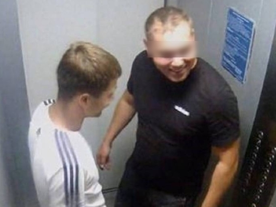 Полиция завела дело на 29-летнего мужчину, сломавшего челюсть подростку за цвет волос в Красноярске