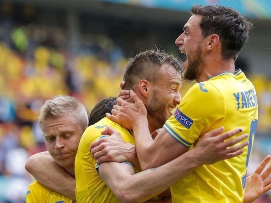 &laquo;Чем ответит Дзюба?&raquo;: украинские игроки отдали премиальные за Евро детям