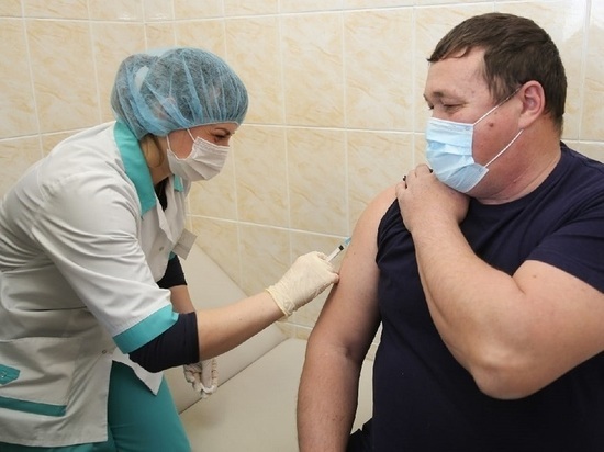 Прививки от коронавируса можно поставить в двух аптеках в Новосибирске