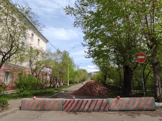Парковки и брусчатые тротуары сделают на улице Горького в Чите