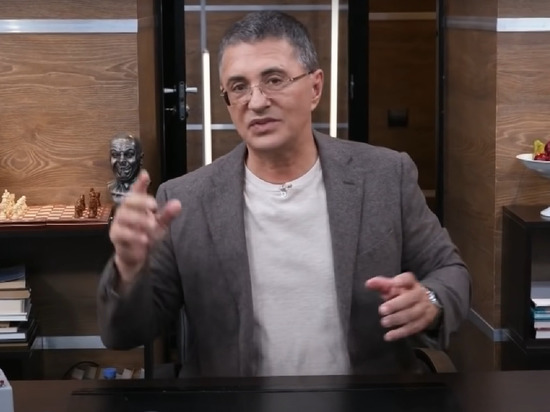 «Кому такая жизнь нужна?»: доктор Мясников рассказал анекдот про пропаганду вакцинации