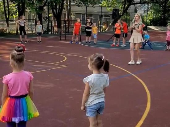 Жители Железноводска сделали подарок детям по программе губернатора