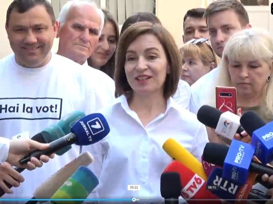 Президент Молдовы утверждает, что голосовала за «честный парламент»