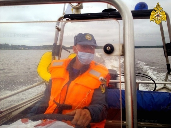 В четырех районах области и Смоленске сегодня инспекторы ГИМС провели рейды безопасности