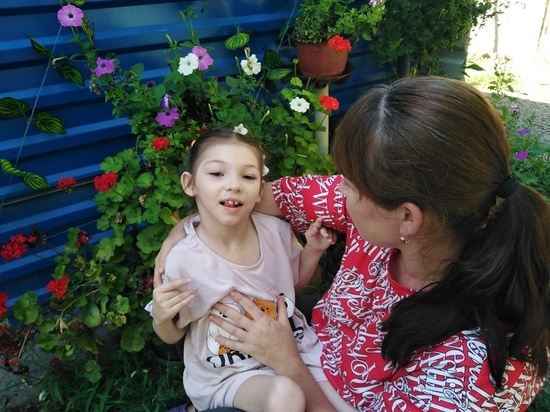Кубанцы могут помочь 9-летней девочке с ДЦП