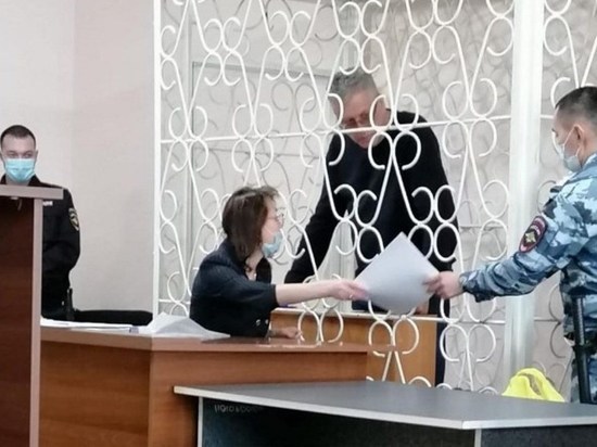 Экс-главврач больницы Забайкалья Шальнев получил 9 лет колонии за взятки