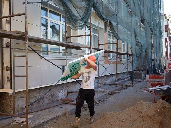 Детская школа искусств Южно-Сахалинска предстанет в новом фасаде