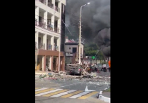 Утром в Геленджике в гостинице «Азария» произошел взрыв бытового газа, обрушились перекрытие и внешняя стена здания