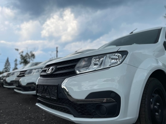 Новгородские больницы обзаведутся новыми автомобилями