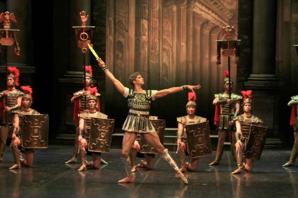 Этот текст размыт и вы не сможете его прочитать.