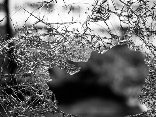 В Красноярском крае злоумышленники сломали заборы и окна на дачных участках