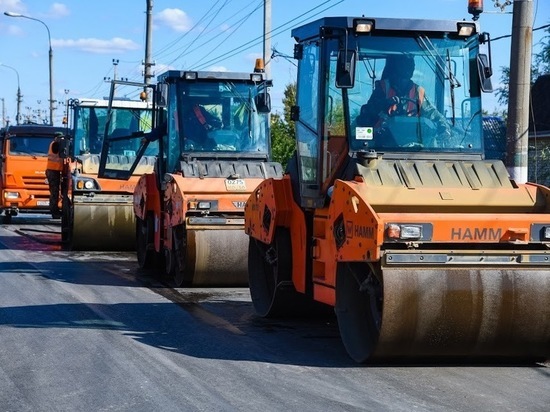 В Астрахани завершается обновление дороги на улице 5-й Керченской