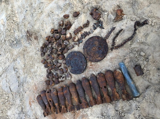 Во дворе дома в Марий Эл найдены 13 мин и другие боеприпасы времен войны