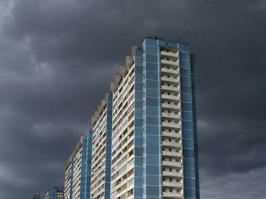 Москвичей предупредили о рекордной жаре и сухих грозах 14 июля