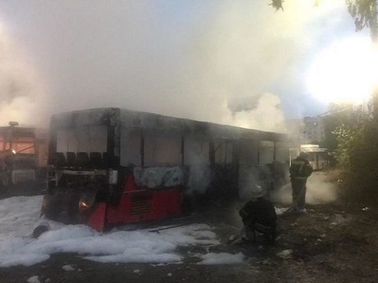 Во Владимире ночью сгорели сразу пять автобусов ООО «АДМ»