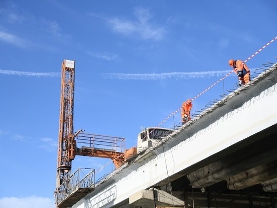 В Астрахани ремонт Милицейского моста ведется с опережением сроков