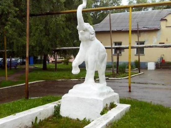 В Рязани не будут реставрировать скульптуру слона в Шлаковом