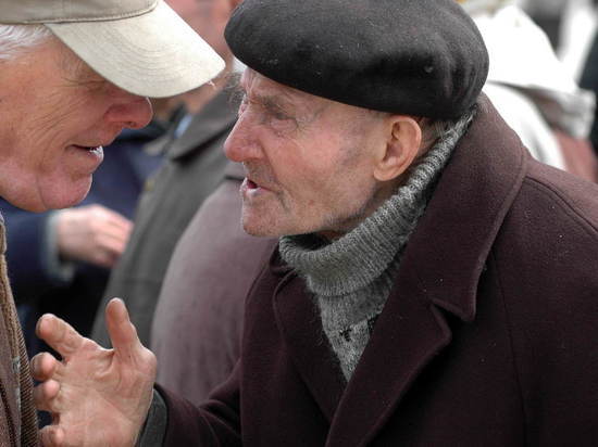 Саратовские пенсионеры попадают в кредитную кабалу