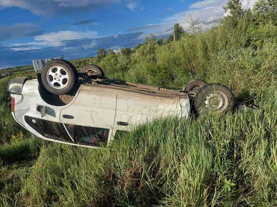 Двое пострадали в перевернувшихся Toyota в Забайкалье