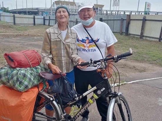 В Улан-Удэ прибыла самая возрастная велопутешественница, внесенная в Книгу рекордов России
