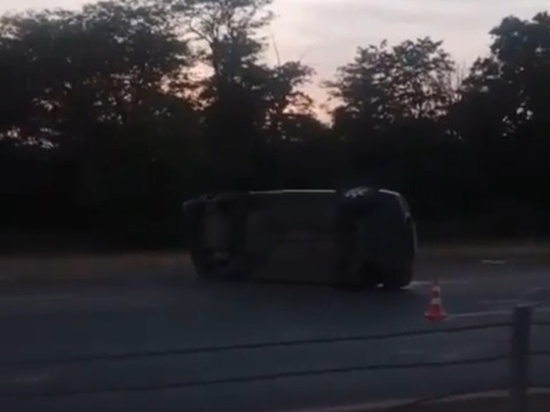 На трассе в Ростовской области в ДТП погиб 28-летний автомобилист