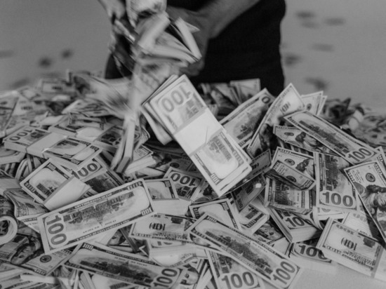 Смолянка «сохранила» 50 тысяч рублей на телефонных номерах мошенника