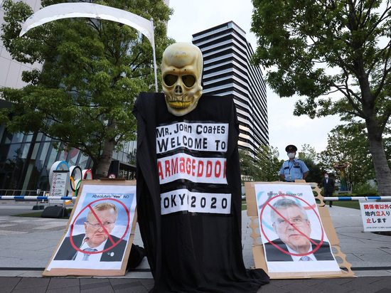 Все штаммы в гости к нам: в Токио ненавидят президента МОК Томаса Баха