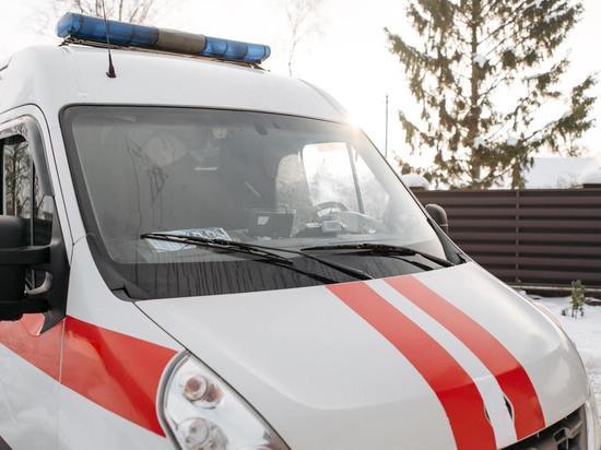 В жесткой аварии в Южно-Сахалинске разорвало авто и водителя