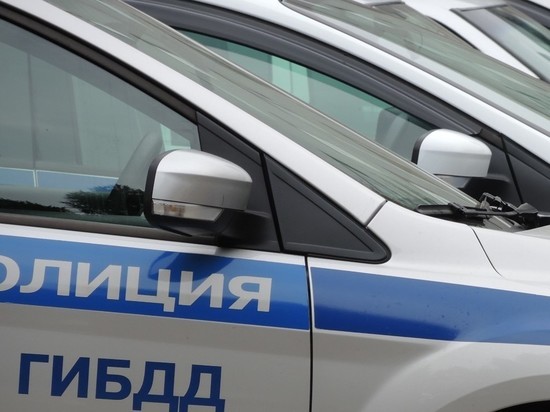 Пять автомобилей столкнулись на Крымском Валу в Москве
