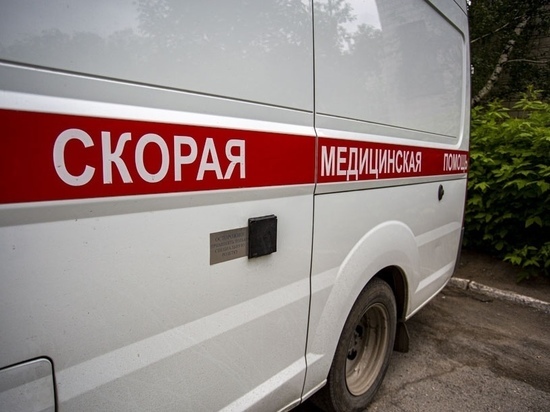 Пациент с коронавирусом покончил с собой в коридоре больницы в Новосибирске