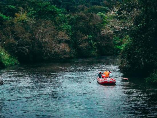 Парламентарий на сплаве в Башкирии не нашел спасателей, но увидел браконьеров