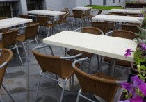Пресс-секретарь президента Дмитрий Песков прокомментировал решение столичных властей об отмене с 19 июля обязательного требования предъявления QR-кодов с данными о вакцинации от COVID-19 для посетителей общепита